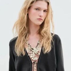 Zara Cascading Floral Statement Necklace NWOT